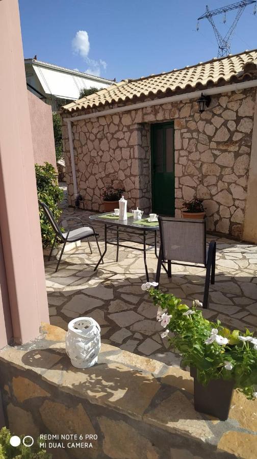 Sofias Cottage Razata Argostoli מראה חיצוני תמונה