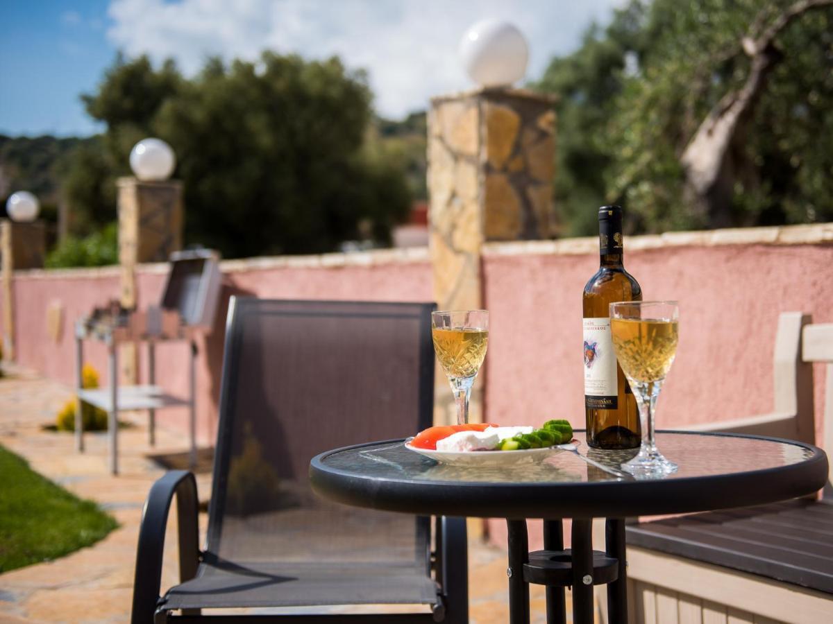 Sofias Cottage Razata Argostoli מראה חיצוני תמונה